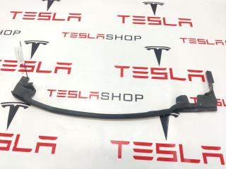 Уплотнитель задней двери Tesla Model S 1 поколение [2-й рестайлинг] 2021, 1005423-00-D
