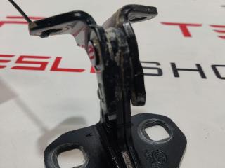 петля двери Tesla Model X 1 поколение 2019, электро, 1045538-00-H, 1008571-00-C