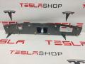 накладка двери (крышки) багажника Tesla Model X 1 поколение 2019, электро, 1037897-00-E, 1037898-00-D - фото №3