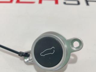 Кнопка закрытия крышки багажника Tesla Model X 1 поколение 2019, электро, 1042629-00-C