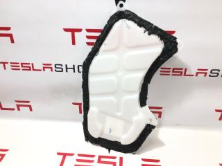 Накладка внутренняя двери Rivian R1T 1 поколение 2022, PT00009557-E