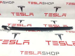 Уплотнитель стекла Tesla Model X 1 поколение 2019, электро, 1072080-00-B, 1072080-80-D