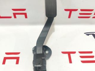 педаль Tesla Model X 1 поколение 2019, электро, 1005307-00-A, BE5C9F836-AA