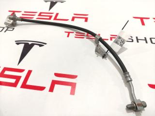 шланг тормозной Tesla Model 3 1 поколение 2019, электро, 1044721-00-D