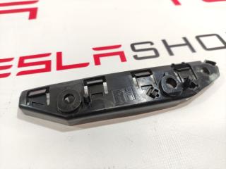 Кронштейн крепления направляющая бампер крыло Tesla Model 3 1 поколение 2019, электро, 1084182-00-E