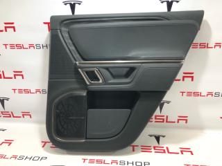 обшивка двери задняя правая Rivian R1T 1 поколение 2022, PT00001245, PT00031872, PT00001486-J