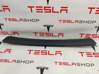 накладка двери (крышки) багажника Tesla Model X 1 поколение 2019, электро, 1037906-50-E, 1037906-00-E