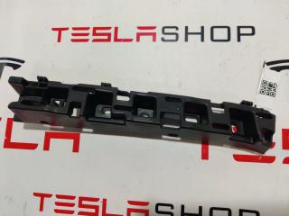Кронштейн накладки, проема подъемной задней двери Tesla Model X 1 поколение 2019, электро, 1059186-00-A