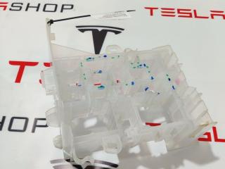 Кронштейн крепления фишек (разъемов) Tesla Model X 1 поколение 2019, электро, 1043275-00-D