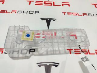 Кронштейн напольный 2-го ряда сидений Tesla Model X 1 поколение 2019, электро, 1075708-00-D