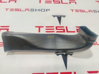 Воздуховод багажника задний Tesla Model X 1 поколение 2019, электро, 1090889-00-A