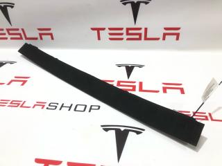 Накладка подъемной задней двери Tesla Model X 1 поколение 2019, электро, 1055055-00-A