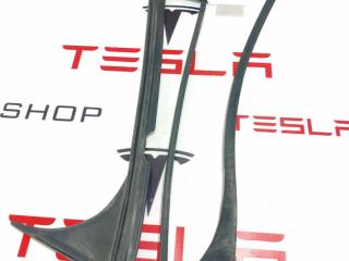 Уплотнитель стойки B наружной Tesla Model X 1 поколение 2019, электро, 1032152-00-C