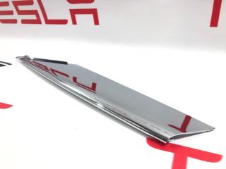 Накладка люверсы Tesla Model S 1 поколение 2016, 1056379-00-C, 1079635-00-A