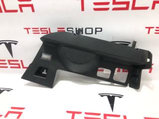 Накладка центральной панели Tesla Model X 1 поколение 2019, электро, 1035563-00-C, 1054822-00-A