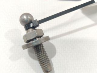 Кронштейн амортизатора капота (шаровый) Tesla Model X 1 поколение 2019, электро, 1047179-00-A