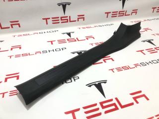 Накладка дверного порога Tesla Model X 1 поколение 2019, электро, 1035987-02-G, 1496490-00-A, 1496491-00-A