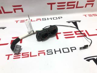 Разъём низковольтный основной батареи Tesla Model S 1 поколение [рестайлинг] 2018, 1041309-00-F, 1042708-00-F