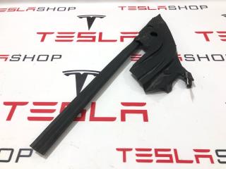 Уплотнитель форточки двери Tesla Model 3 1 поколение 2019, электро, 1090501-00-G