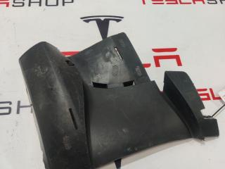 крепление бампера Tesla Model 3 1 поколение 2019, электро, 1084175-00-D