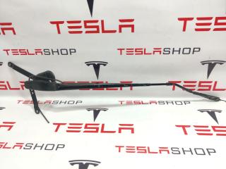 щеткодержатель (поводок стеклоочистителя, дворник) Tesla Model X 1 поколение 2019, электро, 1046670-00-B