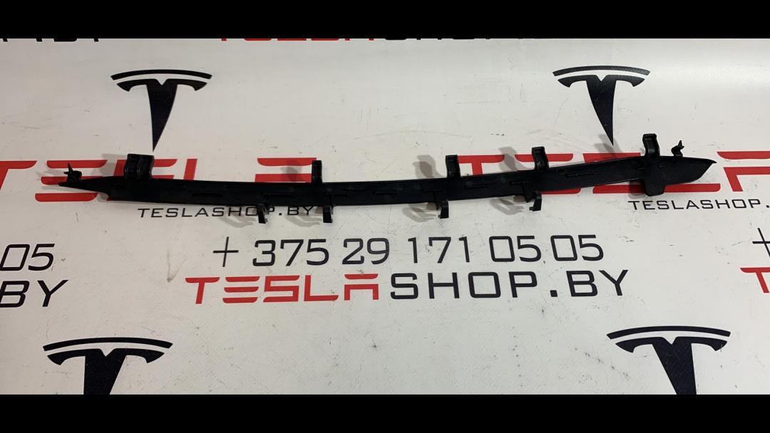 Планка центральной панели Tesla Model 3 1 поколение 2019, 1130988-00-B - фото №1