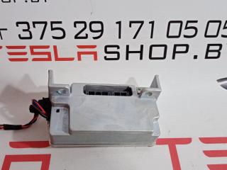 блок реле Tesla Model S 1 поколение 2015, 1046439-00-C