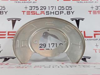 защитный кожух тормозного механизма Tesla Model 3 1 поколение 2019, 1044665C
