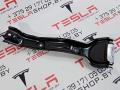 Направляющая сиденья второго ряда (крепление батареи) средняя Tesla Model 3 1 поколение 2019, 1098704-00-C - фото №2