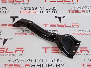 Направляющая сиденья второго ряда (крепление батареи) средняя Tesla Model 3 1 поколение 2019, 1098704-00-C