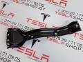 Направляющая сиденья второго ряда (крепление батареи) средняя Tesla Model 3 1 поколение 2019, 1098704-00-C - фото №2