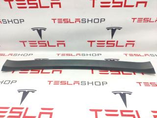 накладка двери (крышки) багажника Tesla Model S 1 поколение [рестайлинг] 2019, 1009236-00-H, 1009255-00-G