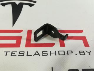 Кронштейн планки крепления аккумулятора 12V Tesla Model 3 1 поколение 2019, 1118598-00-C