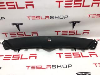 Накладка гриля бампера переднего верхняя Tesla Model X 1 поколение 2019, электро, 1047021-00-E