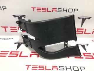 Воздуховод противотуманной фары Tesla Model X 1 поколение 2019, электро, 1043929-00-E