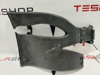 Воздуховод противотуманной фары Tesla Model X 1 поколение 2019, электро, 1043929-00-E