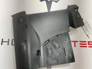 крепление бампера Tesla Model 3 1 поколение 2019, электро, 108417700D