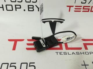 Антенна радио (фильтр) Tesla Model S 1 поколение 2014, 1012002-01-A