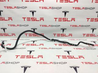 патрубок (трубопровод, шланг) Tesla Model X 1 поколение 2019, электро, 1046136-00-I, 1126911-00-B