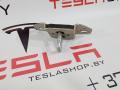 Петля замка крышки багажника Tesla Model S 1 поколение 2015, 1009419-00-B, A2127400132 - фото №4