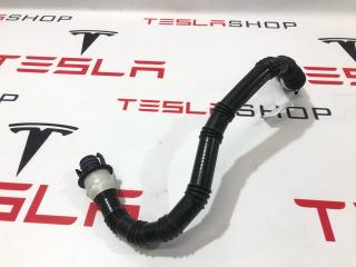 Патрубок охлаждения пентхауса выпускной Tesla Model 3 1 поколение 2019, электро, 1095766-00-F, 11355558-04-A