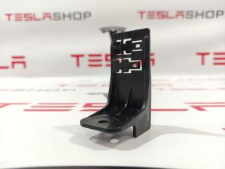 Кронштейн крепления электропроводки Tesla Model X 1 поколение 2019, электро, 1047662-00-C