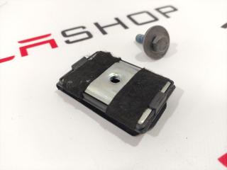 Кронштейн крепления стекла двери Tesla Model 3 1 поколение (2017 - 2025), 1101952-00-G