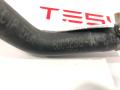 Шланг охлаждения с тройного клапана на четвертной клапан Tesla Model S 1 поколение 2015, 6008298-00-E - фото №4
