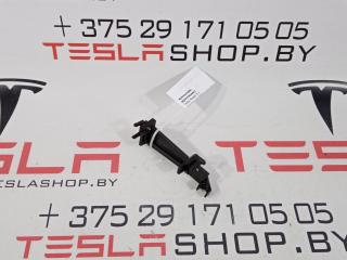 Накладка пластиковая кронштейна крепления ремня безопасности Tesla Model S 1 поколение 2012, 1022114-00-B