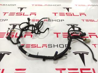 Электропроводка бокса переднего багажника (ванны) Tesla Model S 1 поколение 2015, 1004557-02-G, 1004557-01-J
