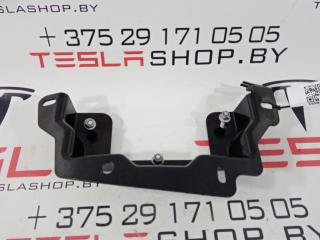 Кронштейн модулей стояночного тормоза, парктроников Tesla Model S 1 поколение 2014, 1051906-00-A