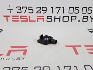 датчик удара Tesla Model S 1 поколение 2015, 1005274-00-B