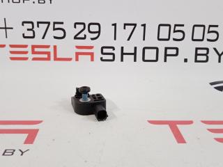 датчик удара Tesla Model S 1 поколение 2015, 1005274-00-B