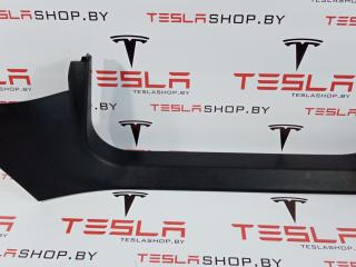 Накладка стойки А Tesla Model S 1 поколение 2015, 1007968-00-C